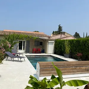 Le Au Calme D'aubignan 4 Personnes, 1 Vakantiehuis Aubignan